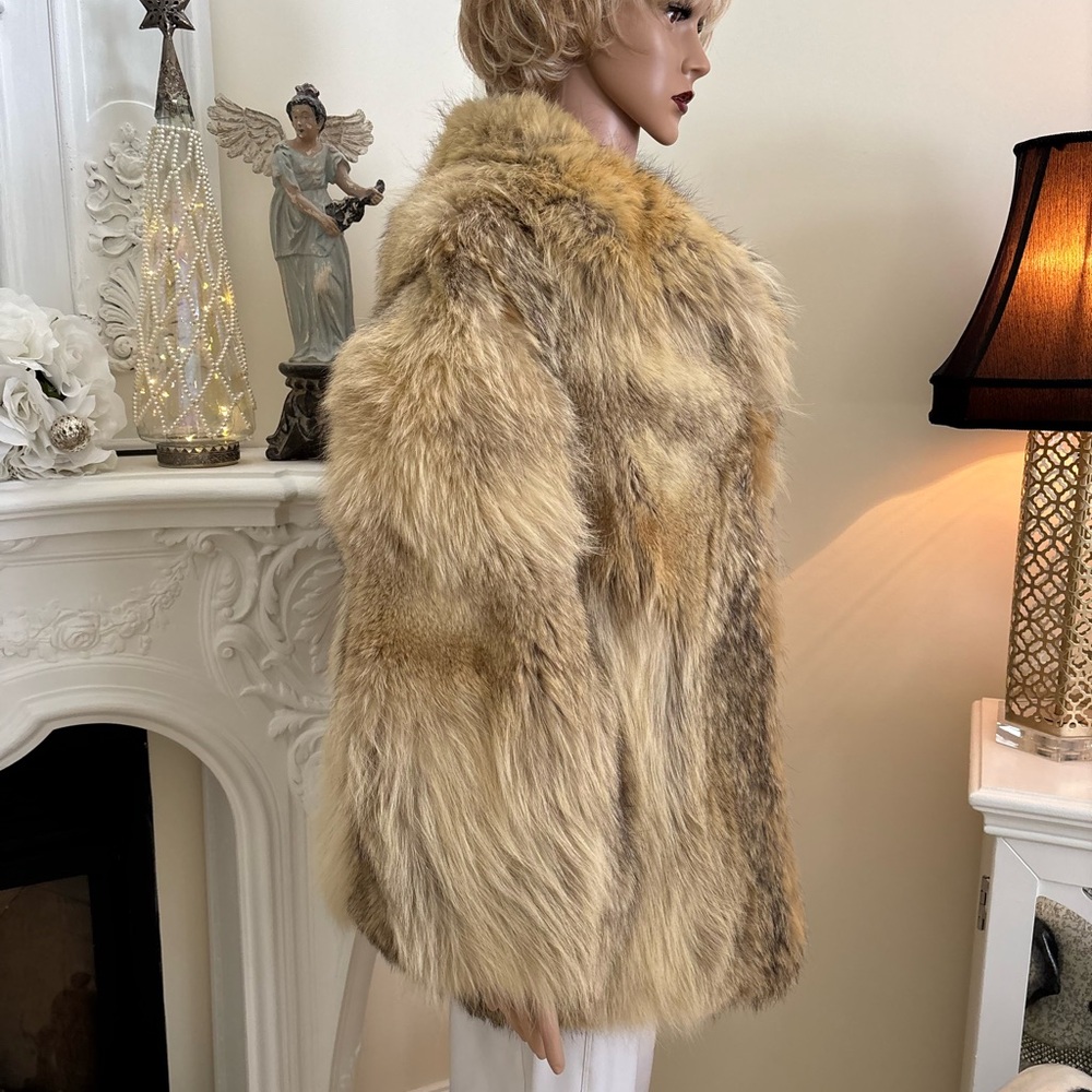 Vintage Elegant Coyote Fur Jacket - Picture 11 of 16